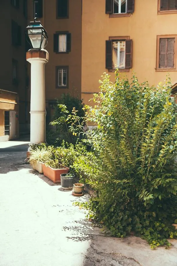 Lighthouse Suites Trastevere Rzym Pensjonat
