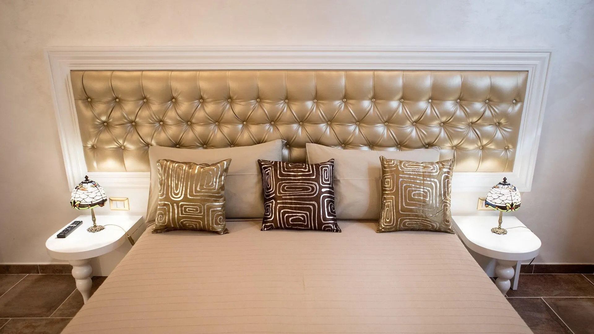 Lighthouse Suites Trastevere Rome Guest house